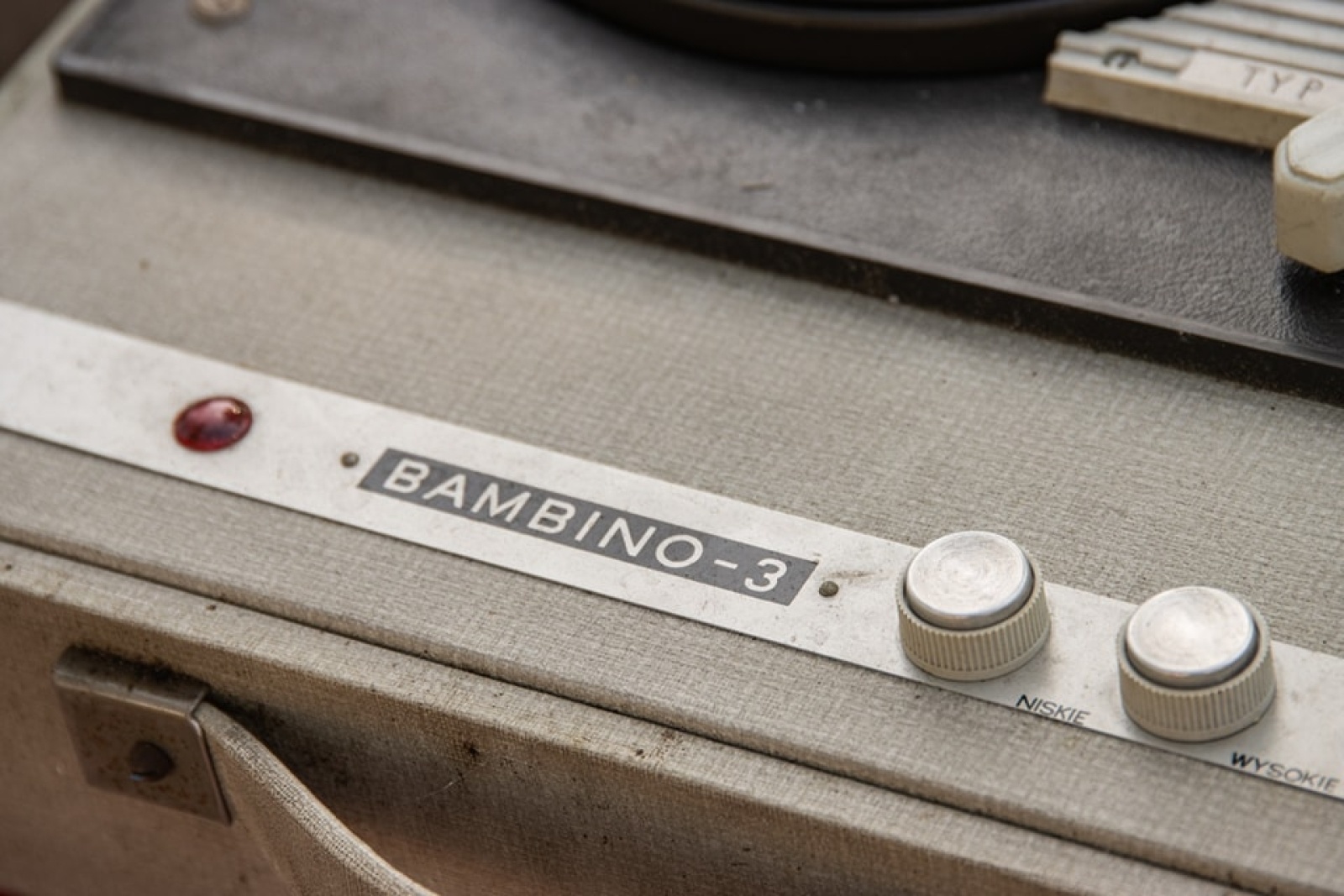 Zdjęcie w galerii na portalu naszwodzislaw.com: Klimat PRL zawładnął dzielnicą Wilchwy [FOTO] wiadomości z regionu