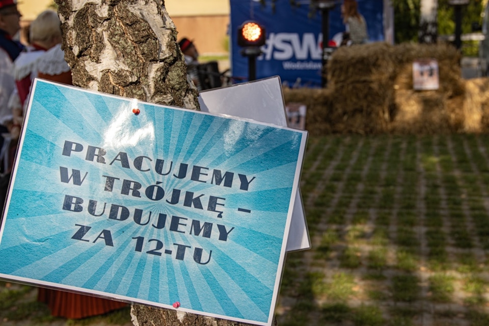 Zdjęcie w galerii na portalu naszwodzislaw.com: Klimat PRL zawładnął dzielnicą Wilchwy [FOTO] wiadomości z regionu