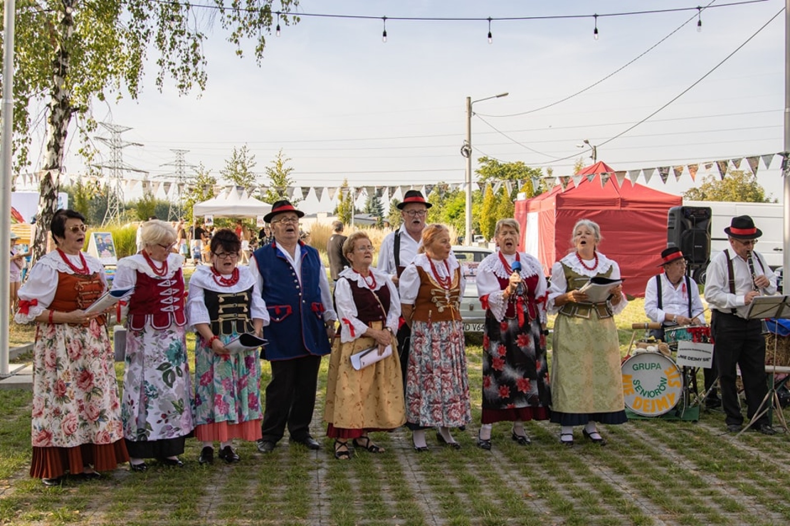 Zdjęcie w galerii na portalu naszwodzislaw.com: Klimat PRL zawładnął dzielnicą Wilchwy [FOTO] wiadomości z regionu