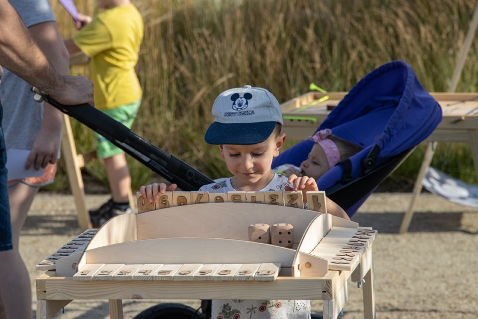 Zdjęcie w galerii na portalu naszwodzislaw.com: Klimat PRL zawładnął dzielnicą Wilchwy [FOTO] wiadomości z regionu