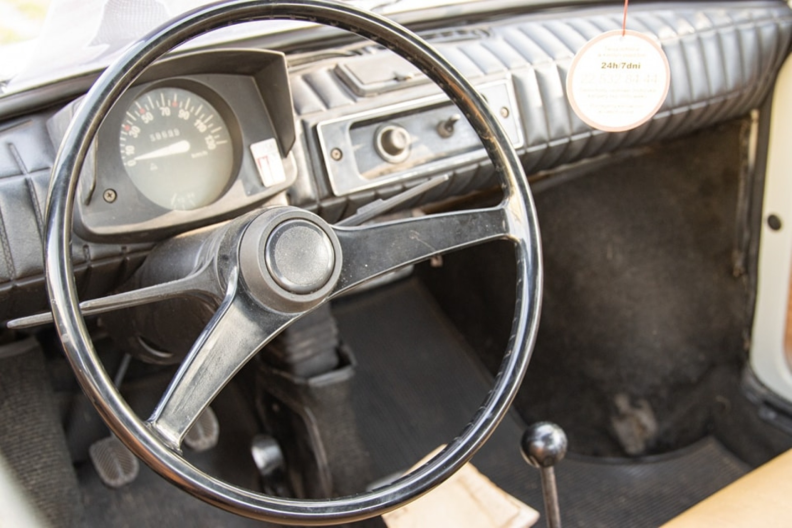 Zdjęcie w galerii na portalu naszwodzislaw.com: Klimat PRL zawładnął dzielnicą Wilchwy [FOTO] wiadomości z regionu