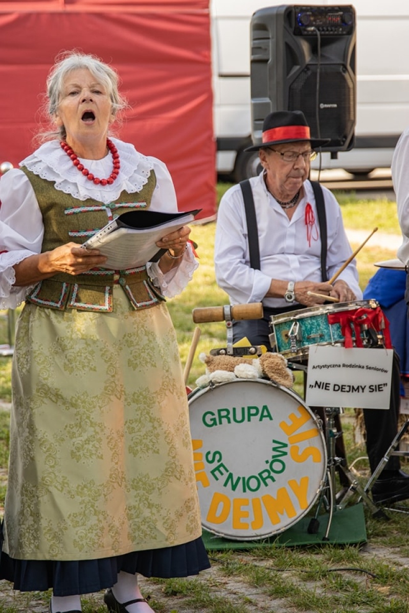 Zdjęcie w galerii na portalu naszwodzislaw.com: Klimat PRL zawładnął dzielnicą Wilchwy [FOTO] wiadomości z regionu