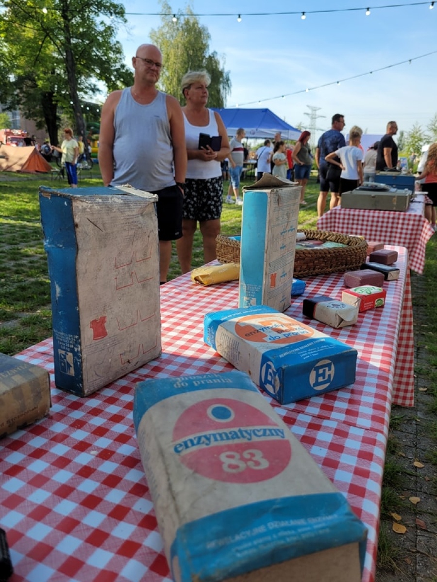 Zdjęcie w galerii na portalu naszwodzislaw.com: Klimat PRL zawładnął dzielnicą Wilchwy [FOTO] wiadomości z regionu