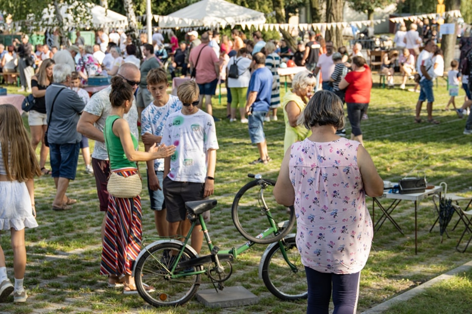 Zdjęcie w galerii na portalu naszwodzislaw.com: Klimat PRL zawładnął dzielnicą Wilchwy [FOTO] wiadomości z regionu