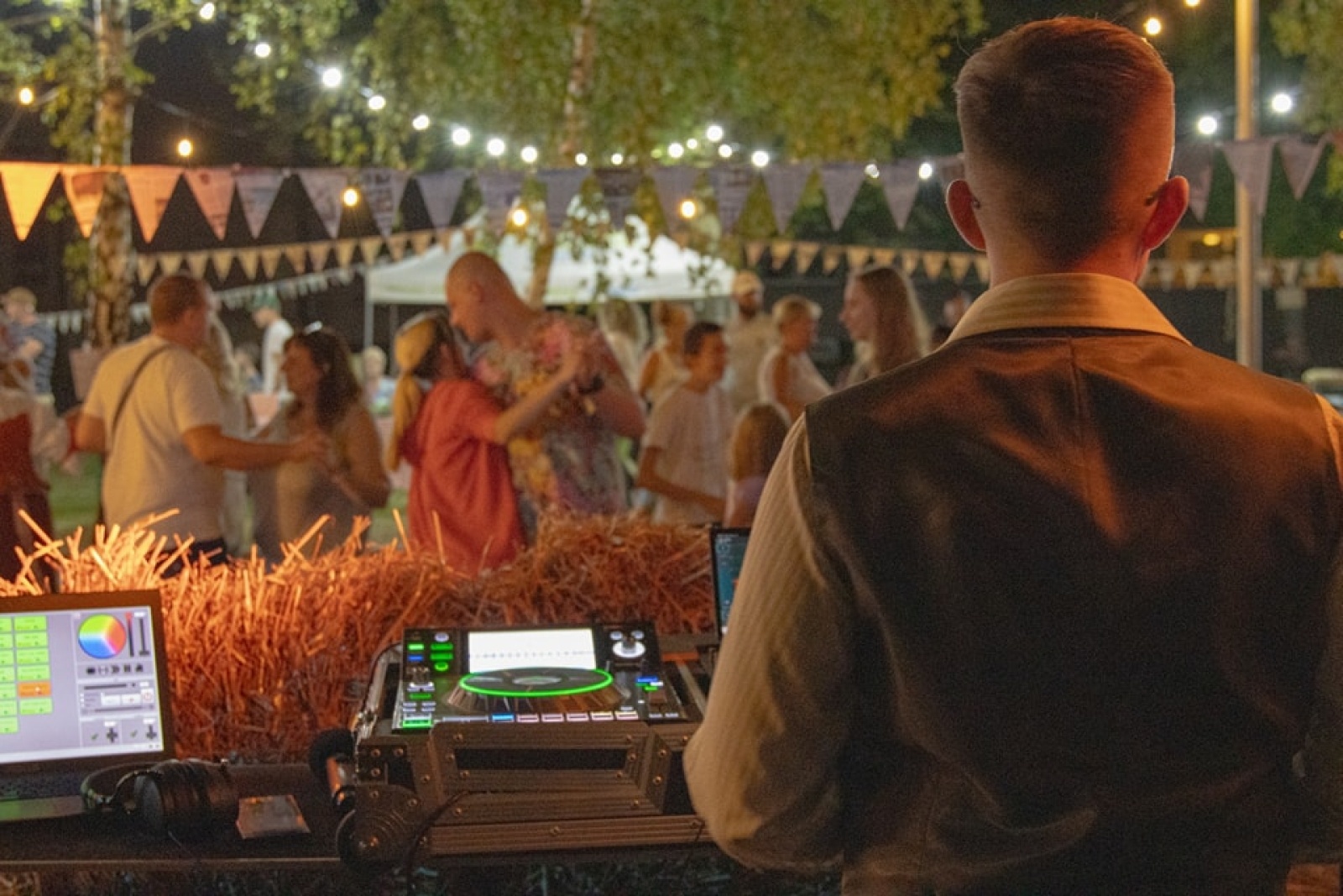 Zdjęcie w galerii na portalu naszwodzislaw.com: Klimat PRL zawładnął dzielnicą Wilchwy [FOTO] wiadomości z regionu