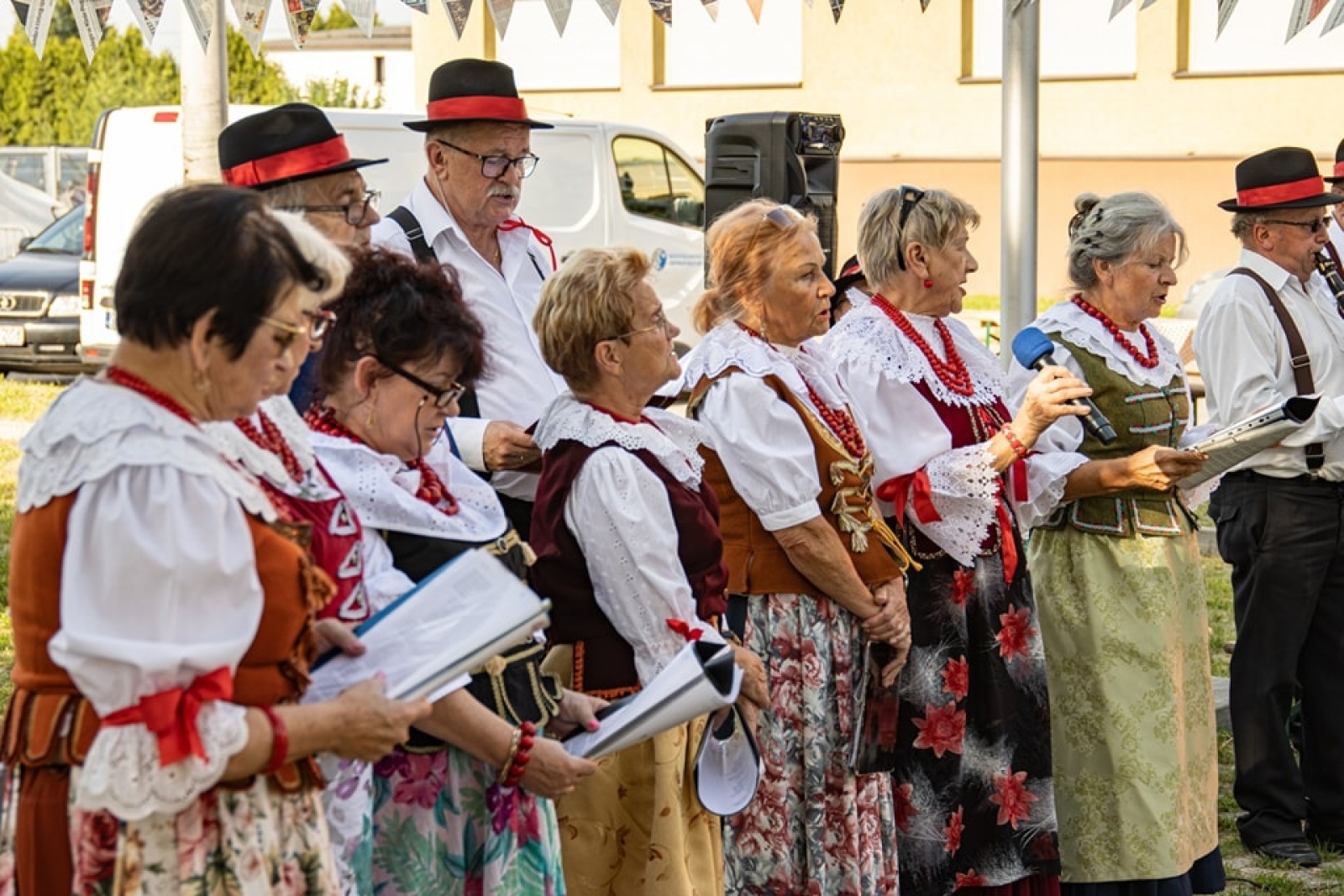 Zdjęcie w galerii na portalu naszwodzislaw.com: Klimat PRL zawładnął dzielnicą Wilchwy [FOTO] wiadomości z regionu