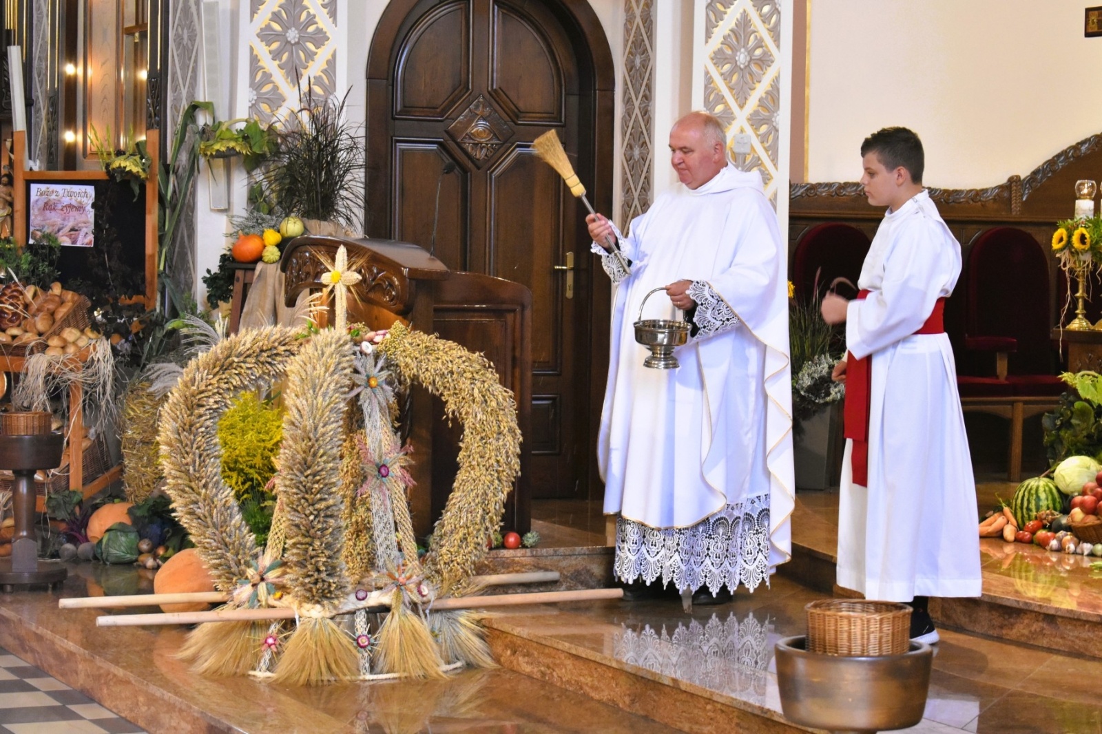 Zdjęcie w galerii na portalu naszwodzislaw.com: Gmina Godów podziękowała za plony w Skrzyszowie [FOTO] wiadomości z regionu