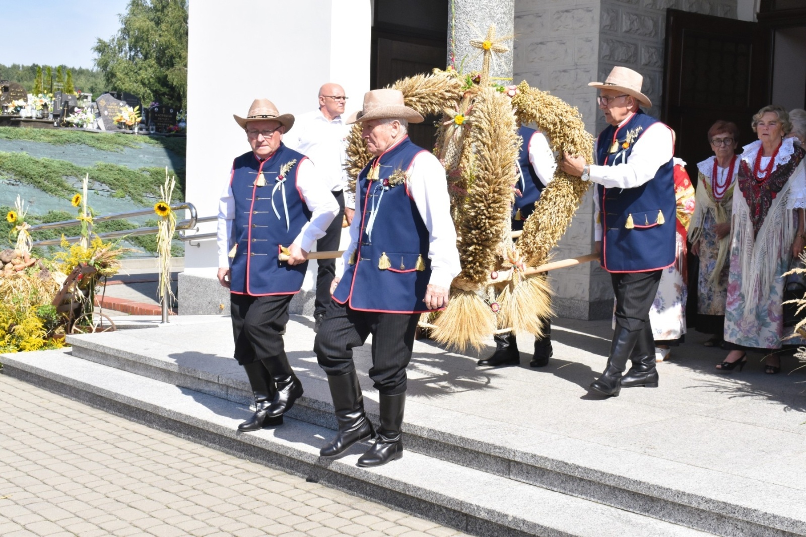 Zdjęcie w galerii na portalu naszwodzislaw.com: Gmina Godów podziękowała za plony w Skrzyszowie [FOTO] wiadomości z regionu