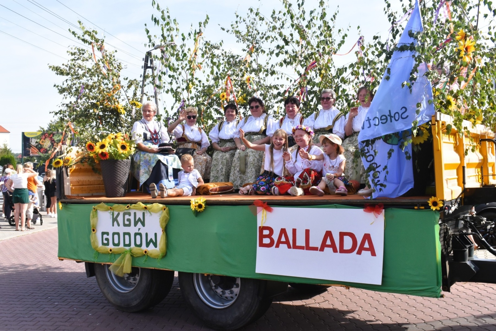 Zdjęcie w galerii na portalu naszwodzislaw.com: Gmina Godów podziękowała za plony w Skrzyszowie [FOTO] wiadomości z regionu