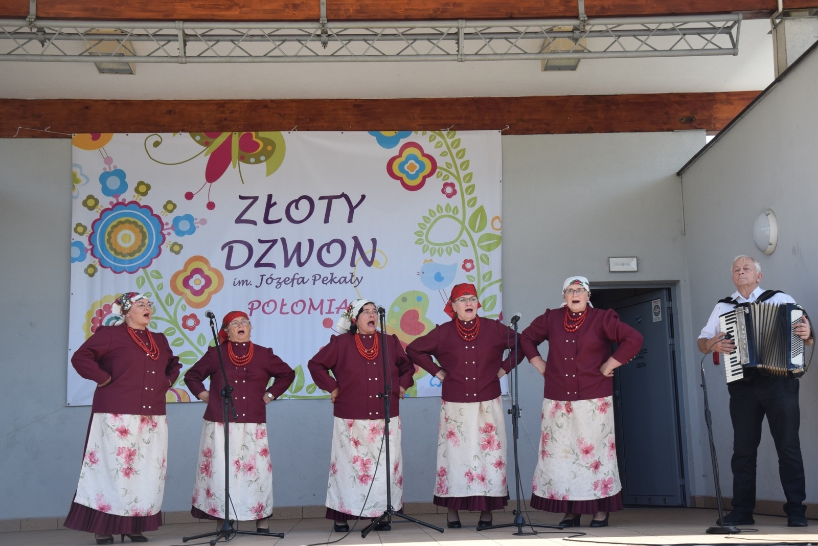 Zdjęcie w galerii na portalu naszwodzislaw.com: XII Złoty Dzwon w Połomi za nami [FOTO] wiadomości z regionu