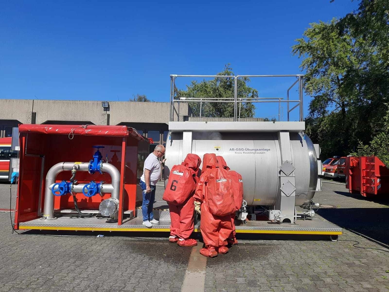 Zdjęcie w galerii na portalu naszwodzislaw.com: Zarządzanie kryzysowe po raz drugi tematem współpracy samorządów [FOTO] wiadomości z regionu