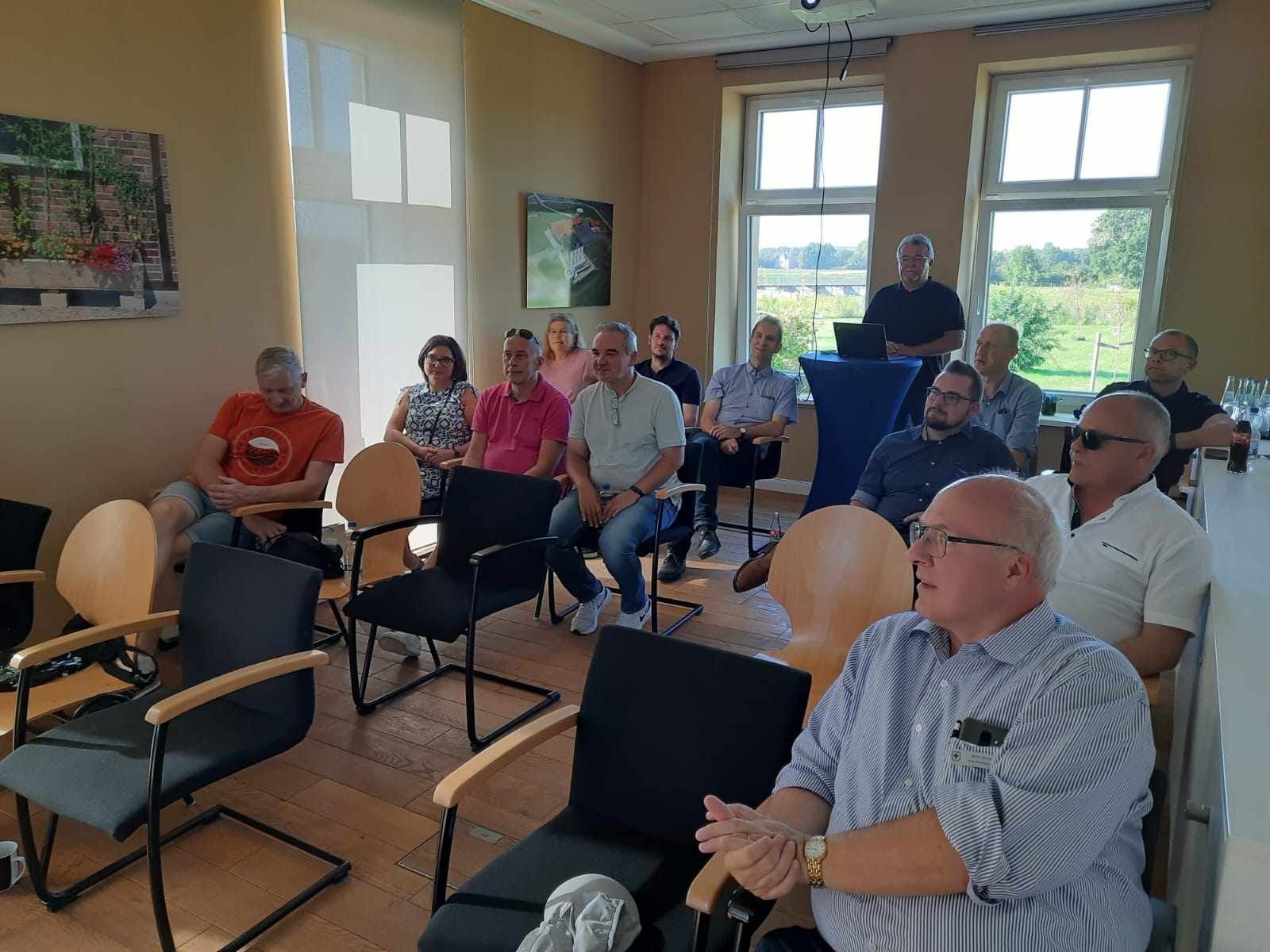 Zdjęcie w galerii na portalu naszwodzislaw.com: Zarządzanie kryzysowe po raz drugi tematem współpracy samorządów [FOTO] wiadomości z regionu