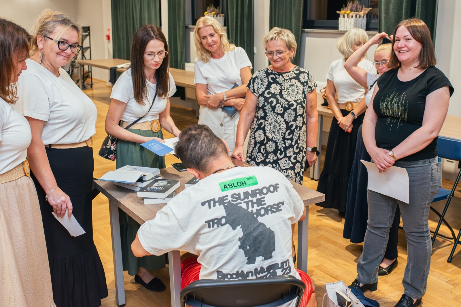 Zdjęcie w galerii na portalu naszwodzislaw.com: Michał Misiek Koterski odwiedził Gminę Godów [FOTO] wiadomości z regionu