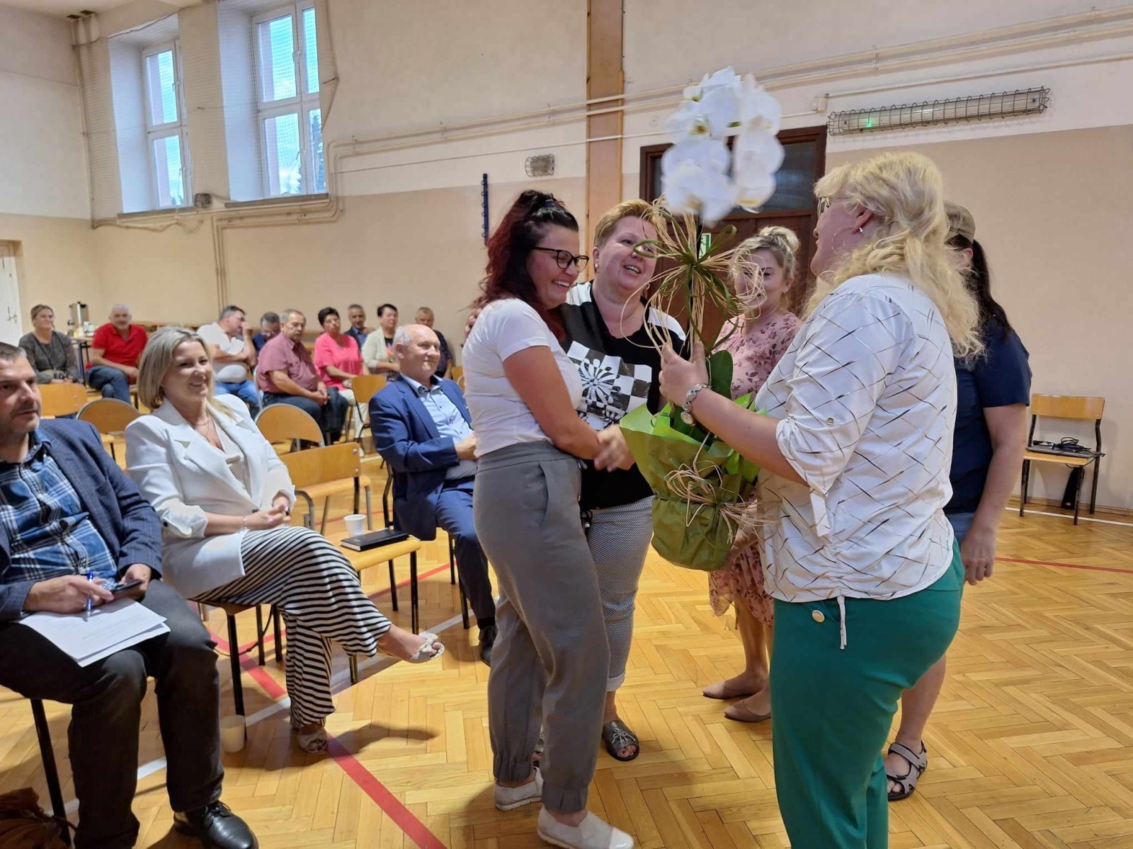 Zdjęcie w galerii na portalu naszwodzislaw.com: Po zebraniu wiejskim w Gogołowej wiadomości z regionu