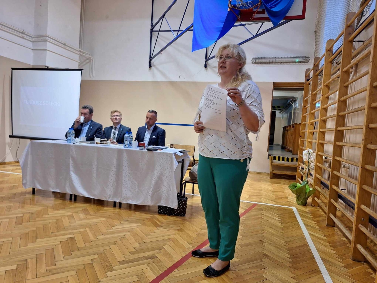 Zdjęcie w galerii na portalu naszwodzislaw.com: Po zebraniu wiejskim w Gogołowej wiadomości z regionu