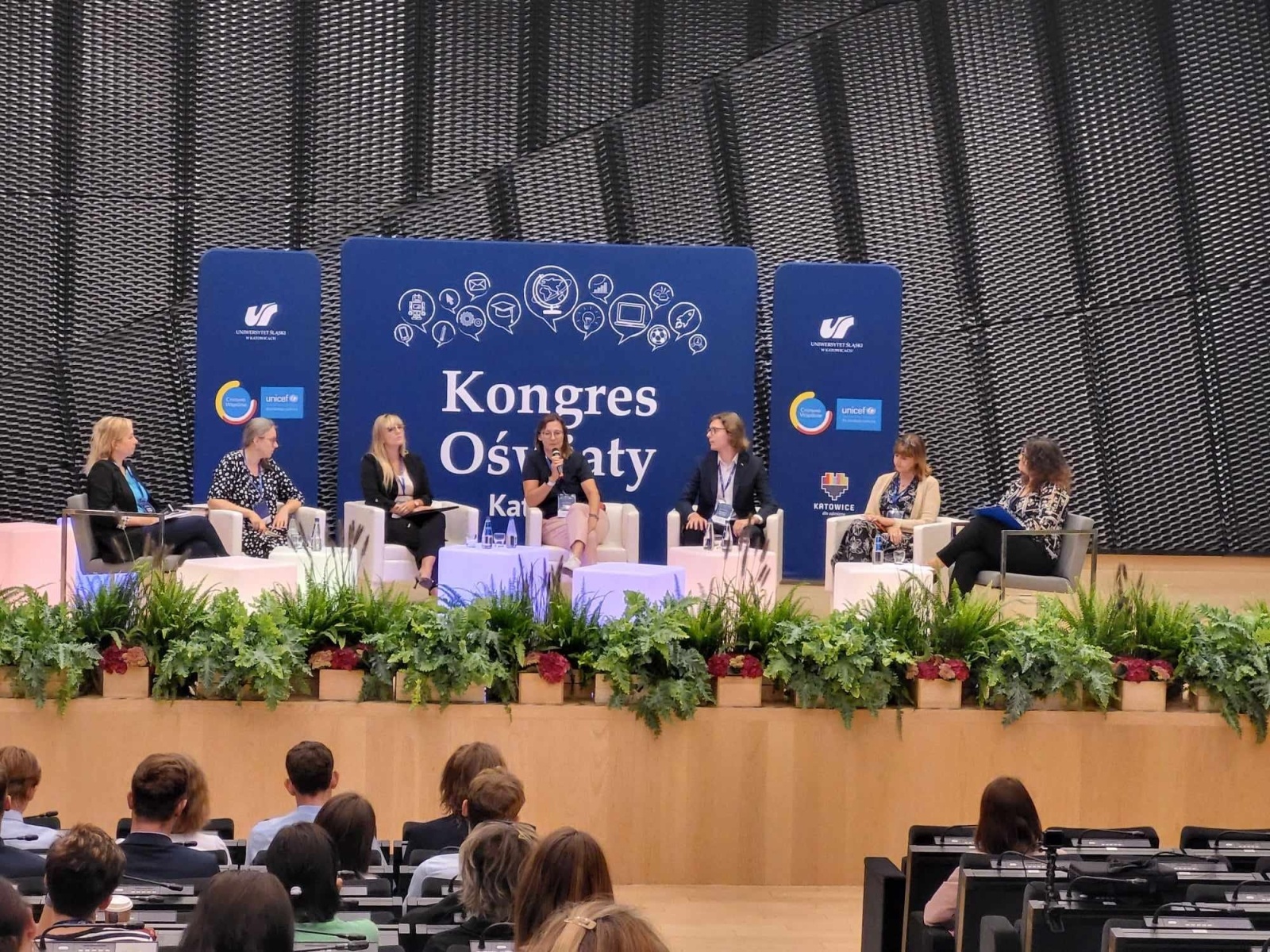 Zdjęcie w galerii na portalu naszwodzislaw.com: Wodzisławscy nauczyciele na Kongresie Oświaty wiadomości z regionu