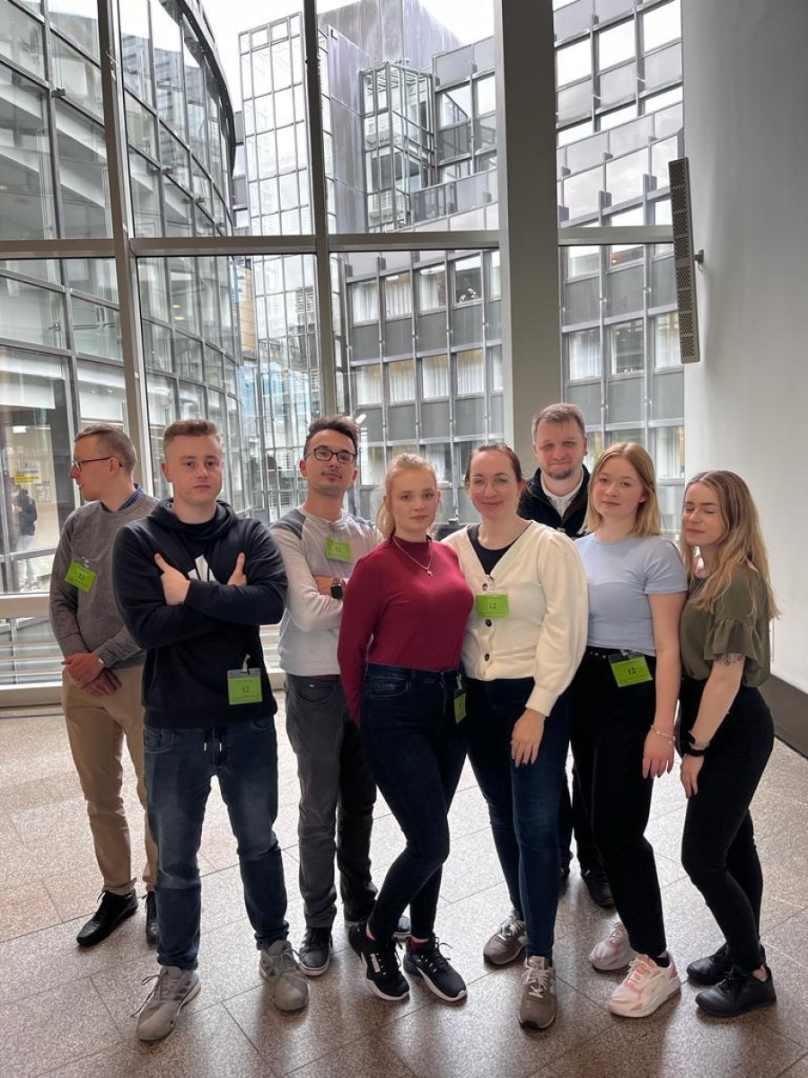 Zdjęcie w galerii na portalu naszwodzislaw.com: Rozwiń Skrzydła z Filologią w Raciborzu! Studiuj język niemiecki! wiadomości z regionu