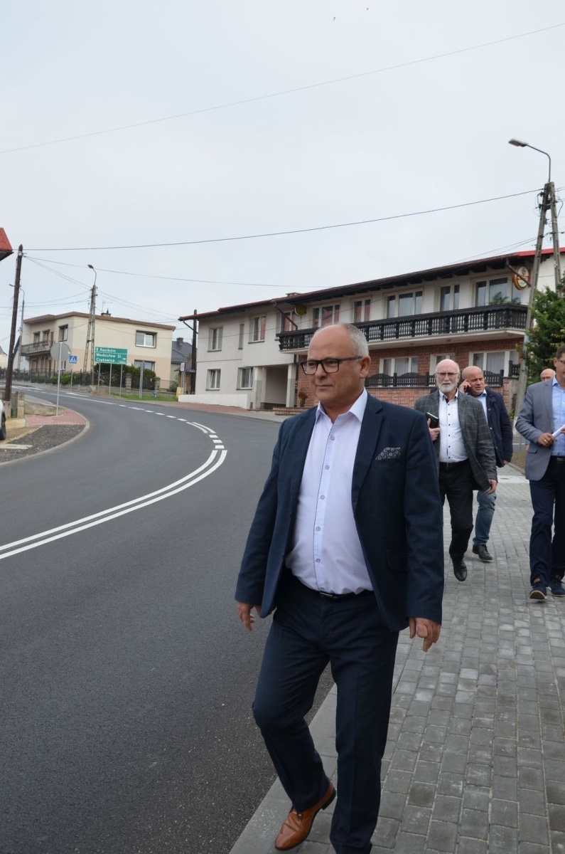 Zdjęcie w galerii na portalu naszwodzislaw.com: Ulica Raciborska w Rogowie i Bełsznicy oddana do użytku [FOTO] wiadomości z regionu