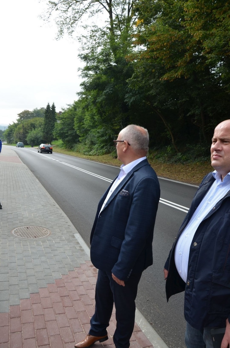 Zdjęcie w galerii na portalu naszwodzislaw.com: Ulica Raciborska w Rogowie i Bełsznicy oddana do użytku [FOTO] wiadomości z regionu