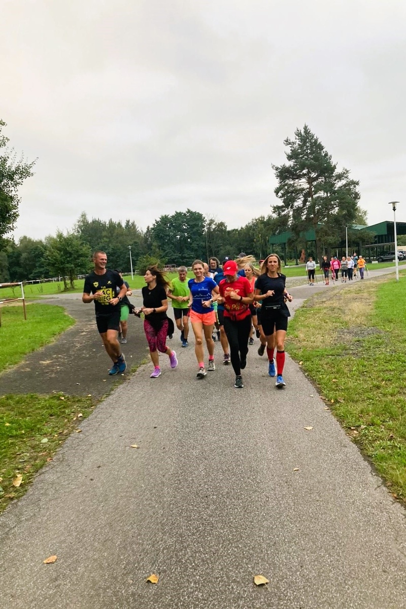 Zdjęcie w galerii na portalu naszwodzislaw.com: Bieg po zdrowie. Na starcie ponad 40 osób wiadomości z regionu