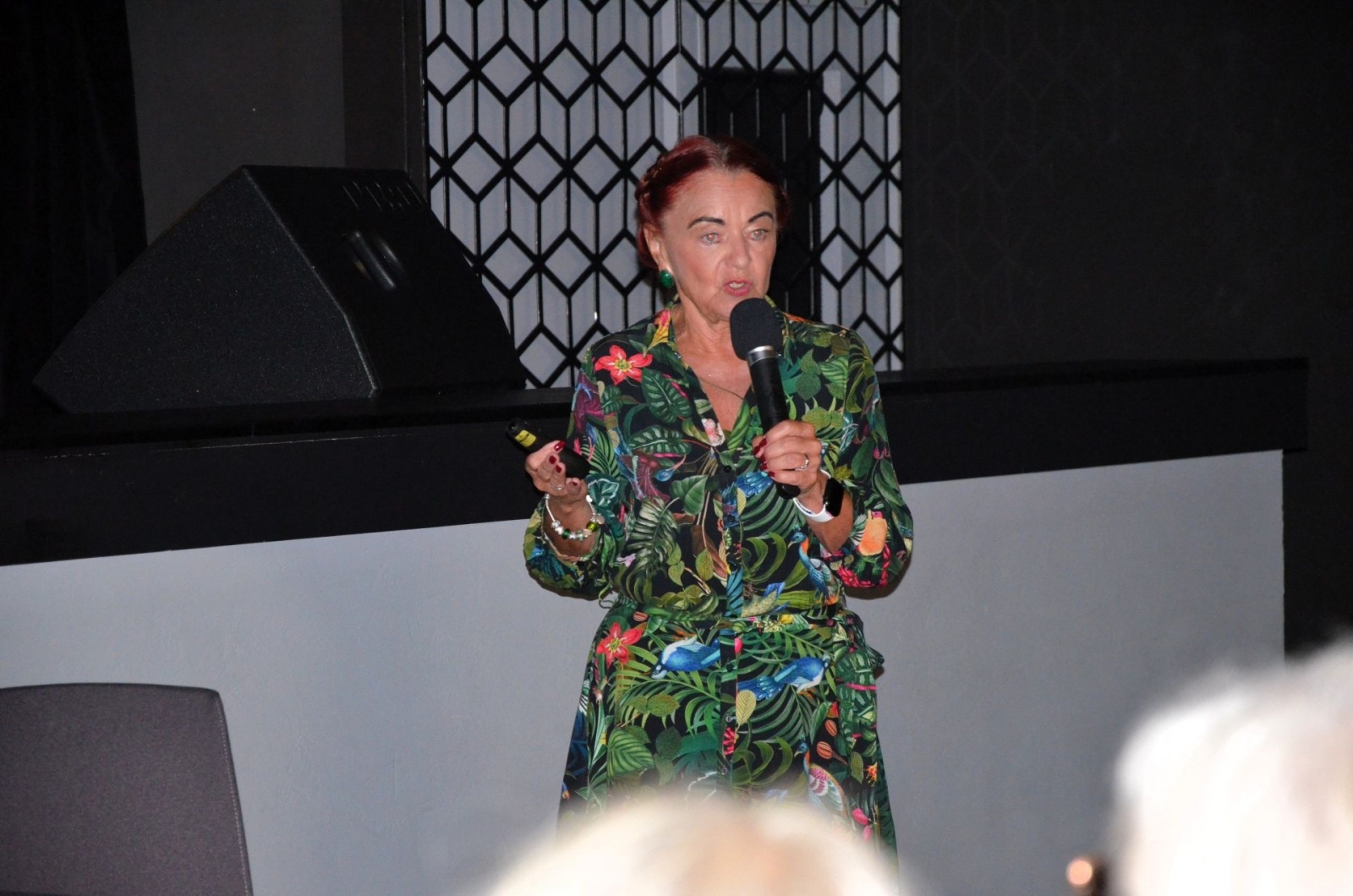 Zdjęcie w galerii na portalu naszwodzislaw.com: Wpływ mediów na funkcjonowanie dzieci i młodzieży. Spotkanie w I LO wiadomości z regionu