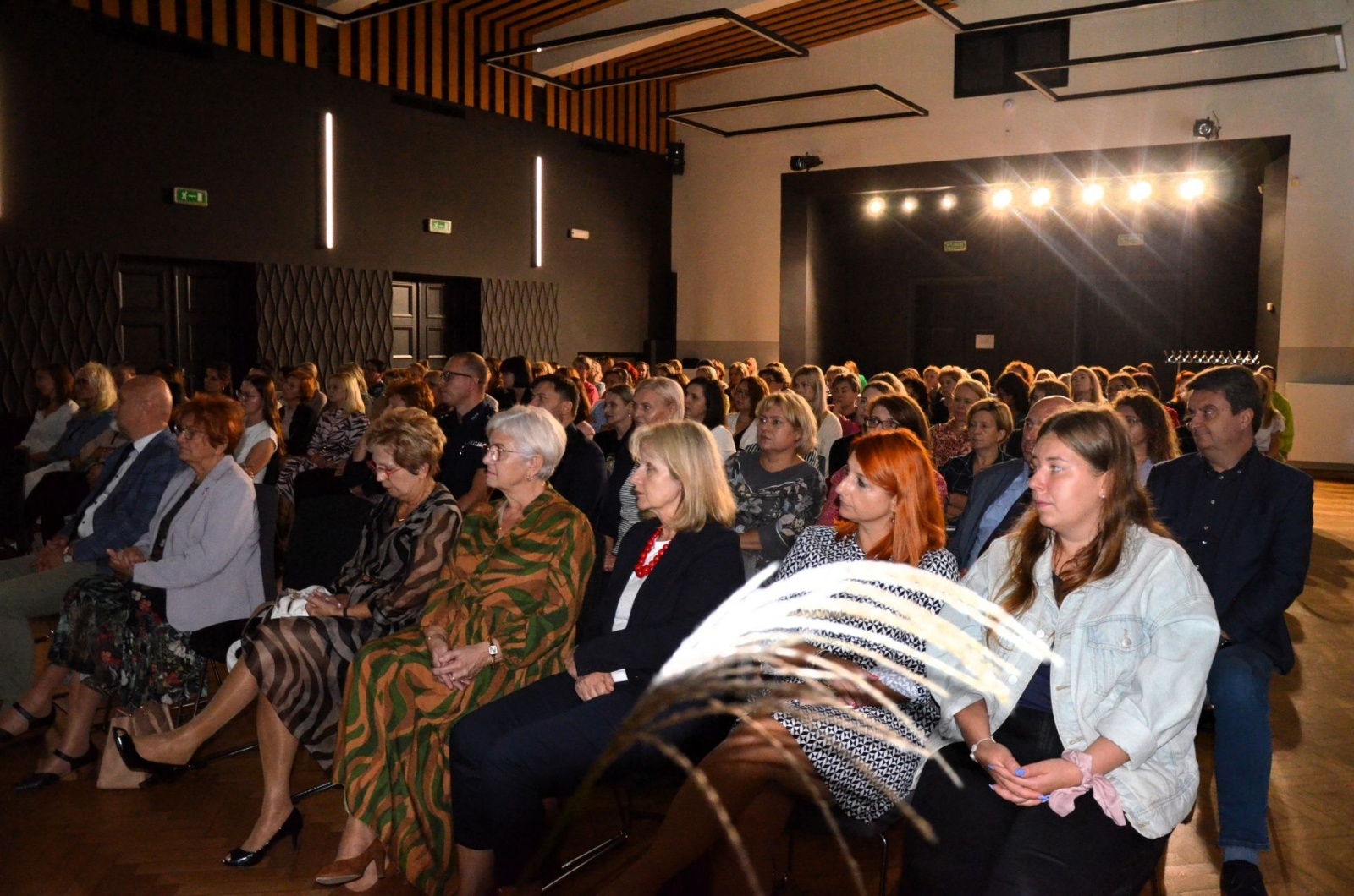 Zdjęcie w galerii na portalu naszwodzislaw.com: Wpływ mediów na funkcjonowanie dzieci i młodzieży. Spotkanie w I LO wiadomości z regionu