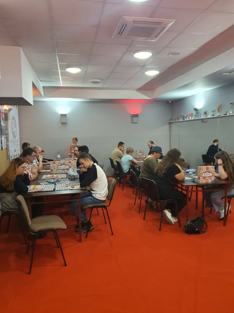 Zdjęcie w galerii na portalu naszwodzislaw.com: W gry planszowe grali i życie ratowali. GRYDcon 2023 przeszedł do historii wiadomości z regionu