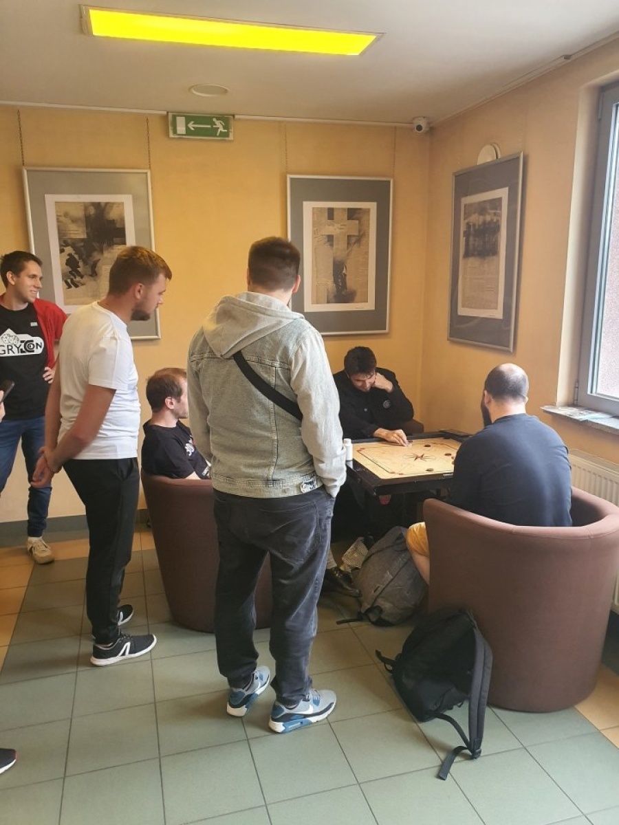 Zdjęcie w galerii na portalu naszwodzislaw.com: W gry planszowe grali i życie ratowali. GRYDcon 2023 przeszedł do historii wiadomości z regionu