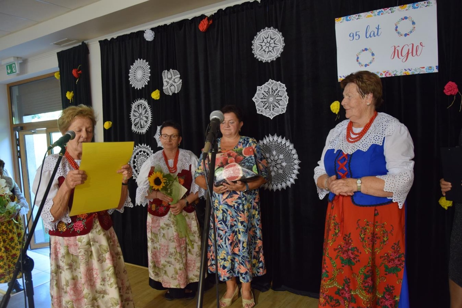 Zdjęcie w galerii na portalu naszwodzislaw.com: Koło Gospodyń Wiejskich z Połomi obchodziło jubileusz 95-lecia [FOTO] wiadomości z regionu