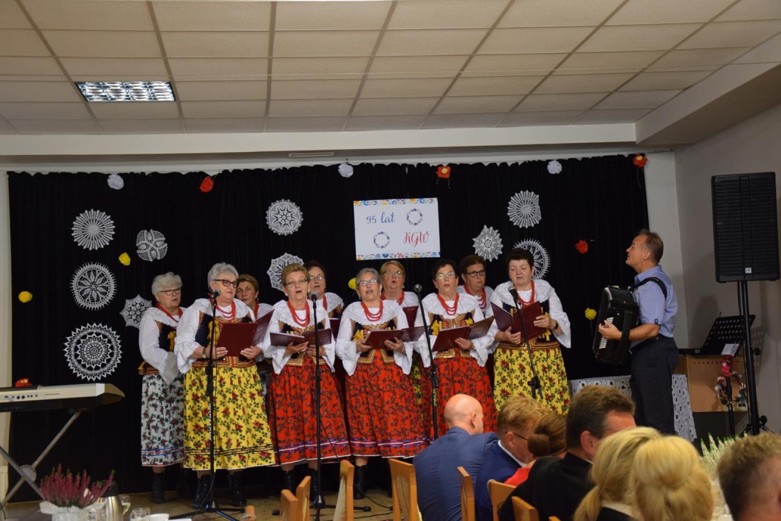 Zdjęcie w galerii na portalu naszwodzislaw.com: Koło Gospodyń Wiejskich z Połomi obchodziło jubileusz 95-lecia [FOTO] wiadomości z regionu