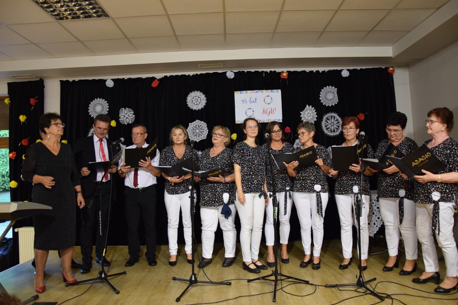 Zdjęcie w galerii na portalu naszwodzislaw.com: Koło Gospodyń Wiejskich z Połomi obchodziło jubileusz 95-lecia [FOTO] wiadomości z regionu