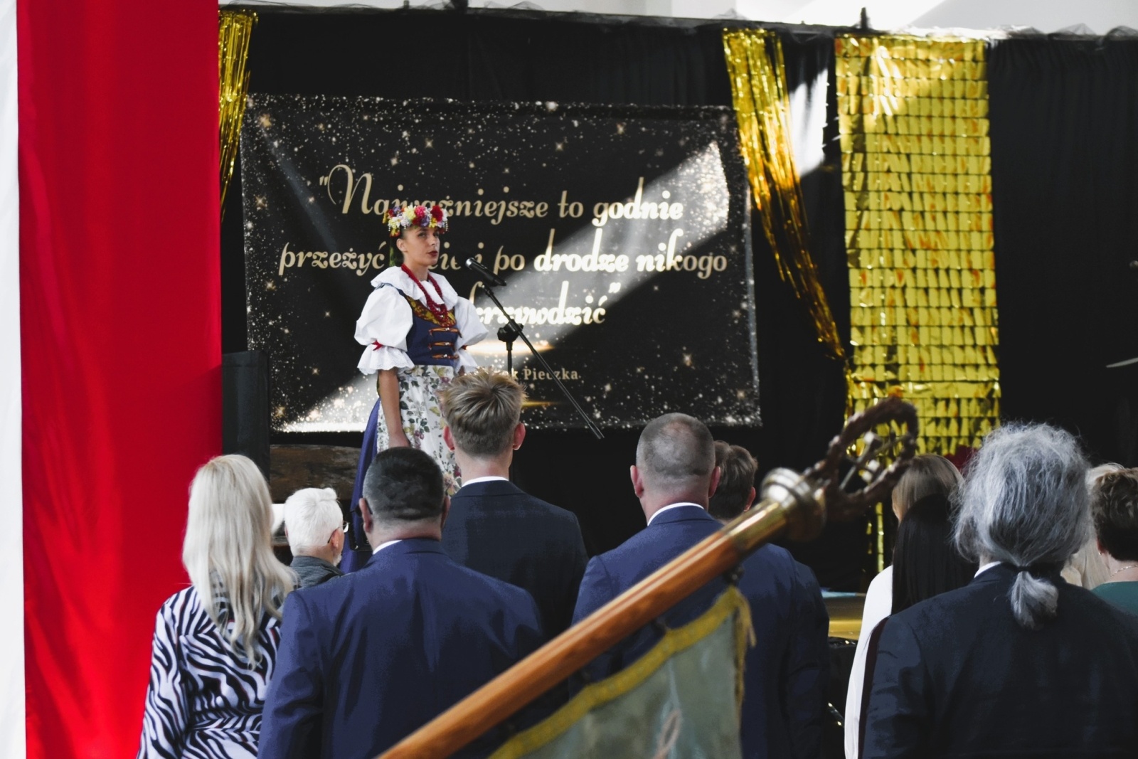 Zdjęcie w galerii na portalu naszwodzislaw.com: Franciszek Pieczka drogowskazem dla uczniów z Godowa wiadomości z regionu