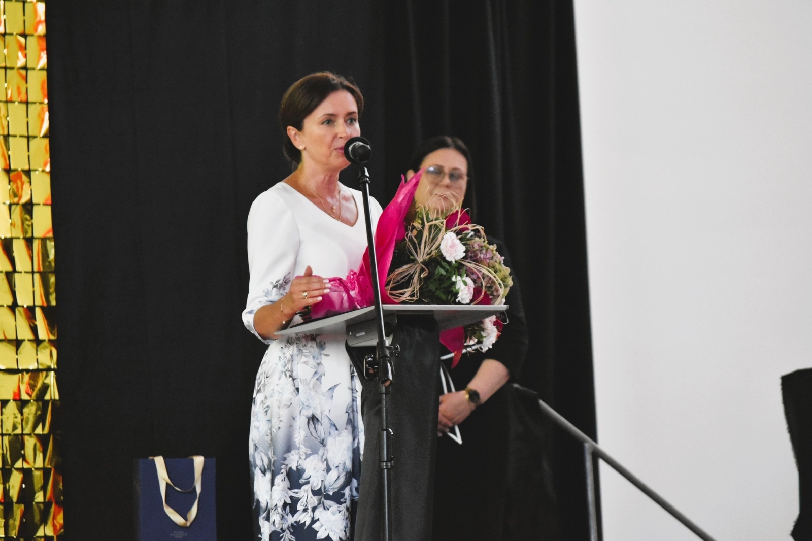 Zdjęcie w galerii na portalu naszwodzislaw.com: Franciszek Pieczka drogowskazem dla uczniów z Godowa wiadomości z regionu