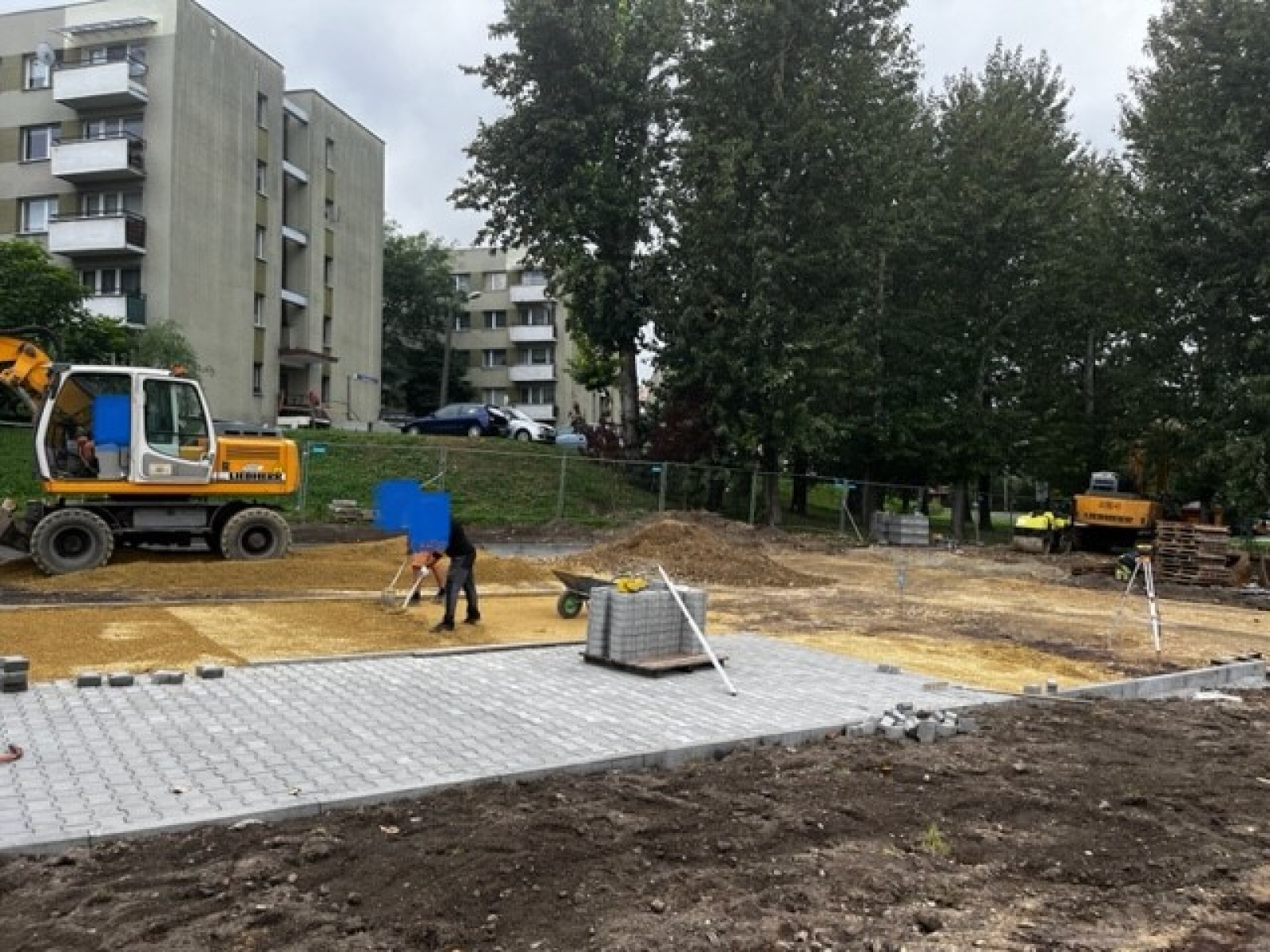 Zdjęcie w galerii na portalu naszwodzislaw.com: Jak przebiegają prace na ul. Fryderyka Chopina w Rydułtowach? wiadomości z regionu