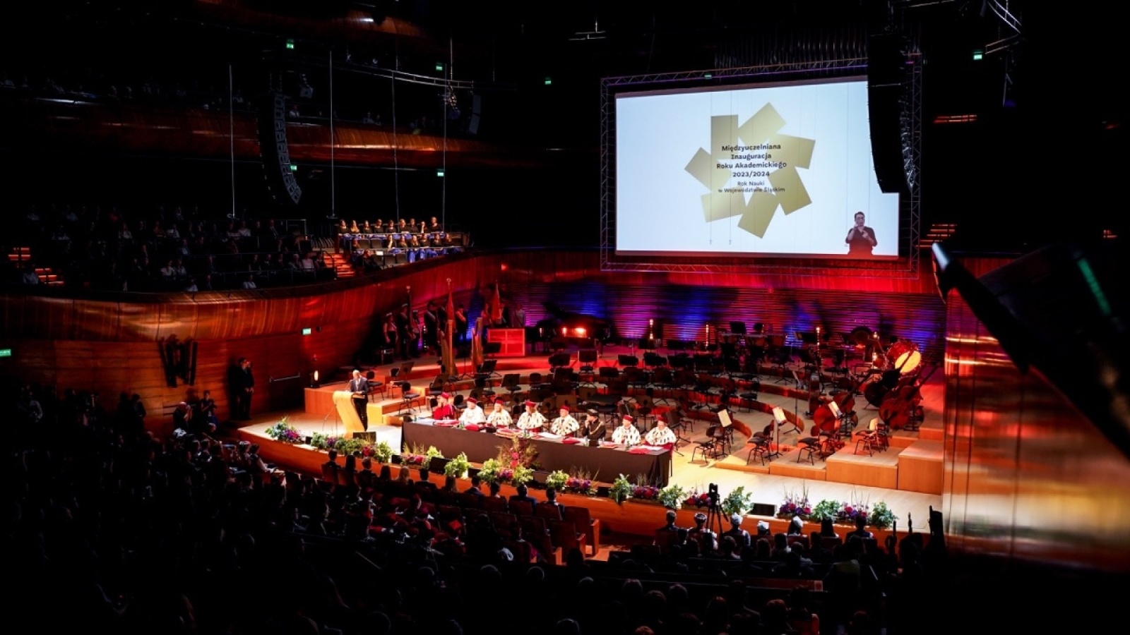 Zdjęcie w galerii na portalu naszwodzislaw.com: Międzyuczelniana Inauguracja Roku Akademickiego 2023/2024 – Rok Nauki w województwie śląskim wiadomości z regionu