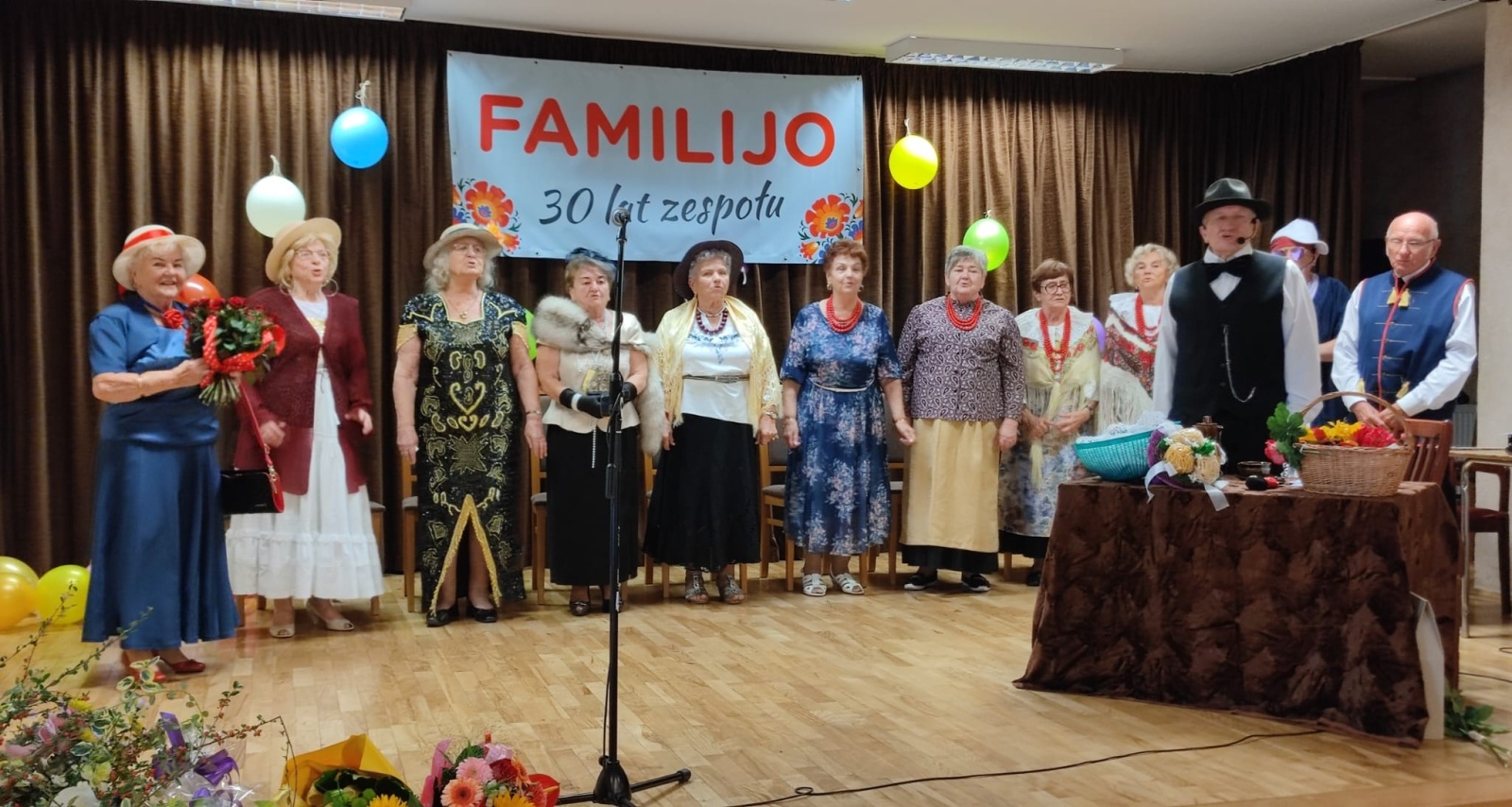 Zdjęcie w galerii na portalu naszwodzislaw.com: Skrzyszów. Zespół Familijo ma już 30 lat wiadomości z regionu