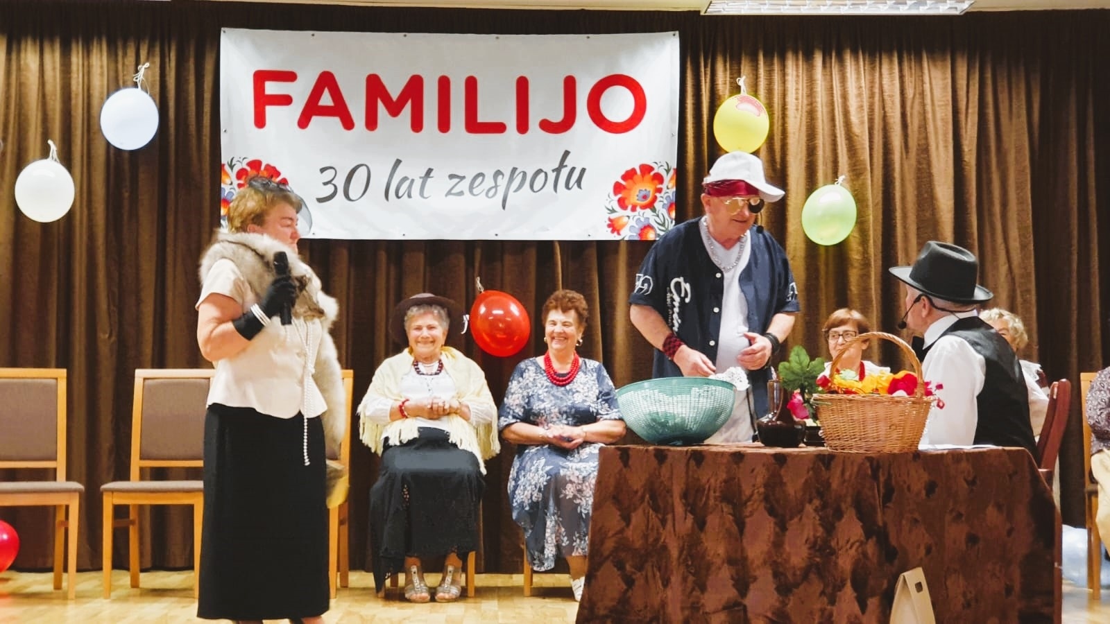 Zdjęcie w galerii na portalu naszwodzislaw.com: Skrzyszów. Zespół Familijo ma już 30 lat wiadomości z regionu