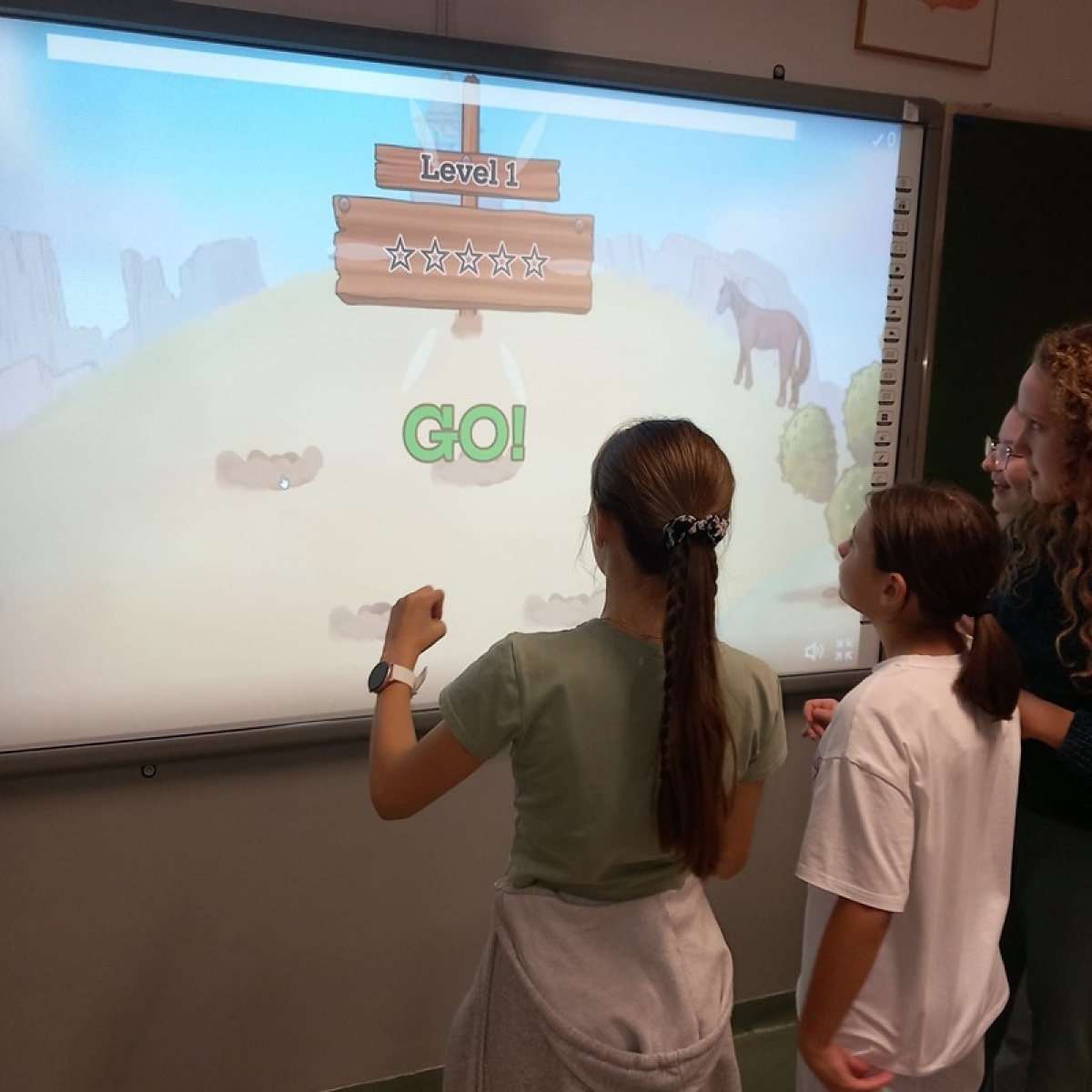 Zdjęcie w galerii na portalu naszwodzislaw.com: Jesienna gołkowicka Noc Naukowców [FOTO] wiadomości z regionu