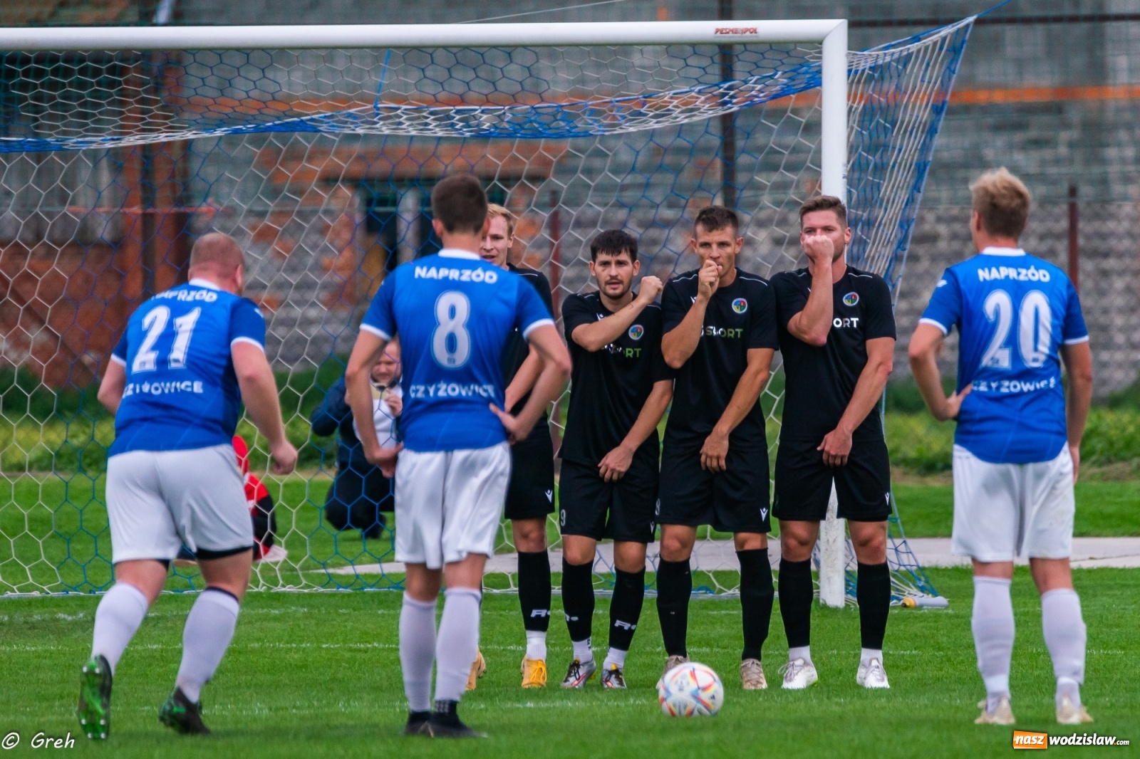Zdjęcie w galerii na portalu naszwodzislaw.com: Klasa okręgowa. Naprzód Czyżowice bez punktów w Krzyżanowicach [FOTO] wiadomości z regionu