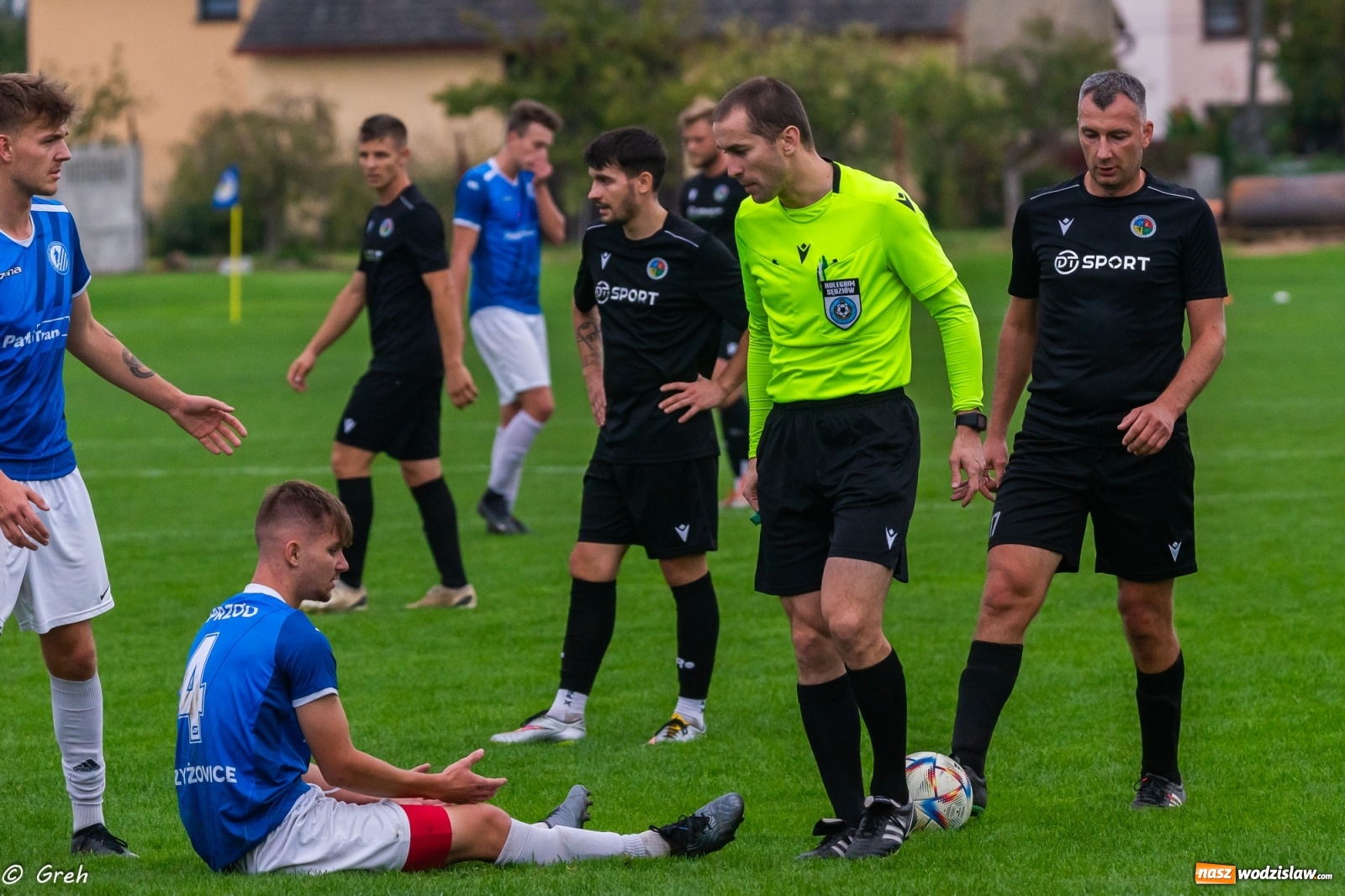 Zdjęcie w galerii na portalu naszwodzislaw.com: Klasa okręgowa. Naprzód Czyżowice bez punktów w Krzyżanowicach [FOTO] wiadomości z regionu