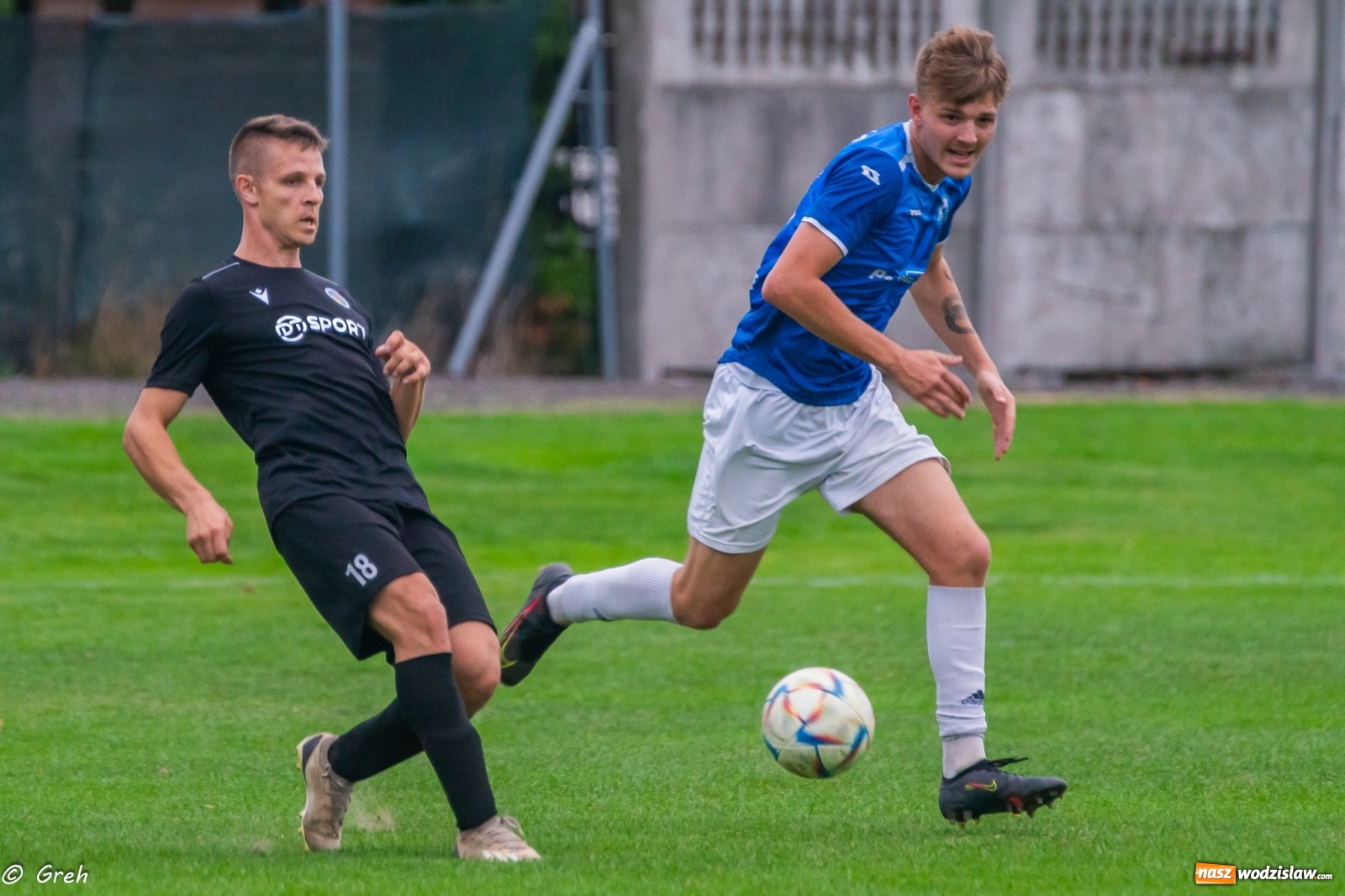 Zdjęcie w galerii na portalu naszwodzislaw.com: Klasa okręgowa. Naprzód Czyżowice bez punktów w Krzyżanowicach [FOTO] wiadomości z regionu