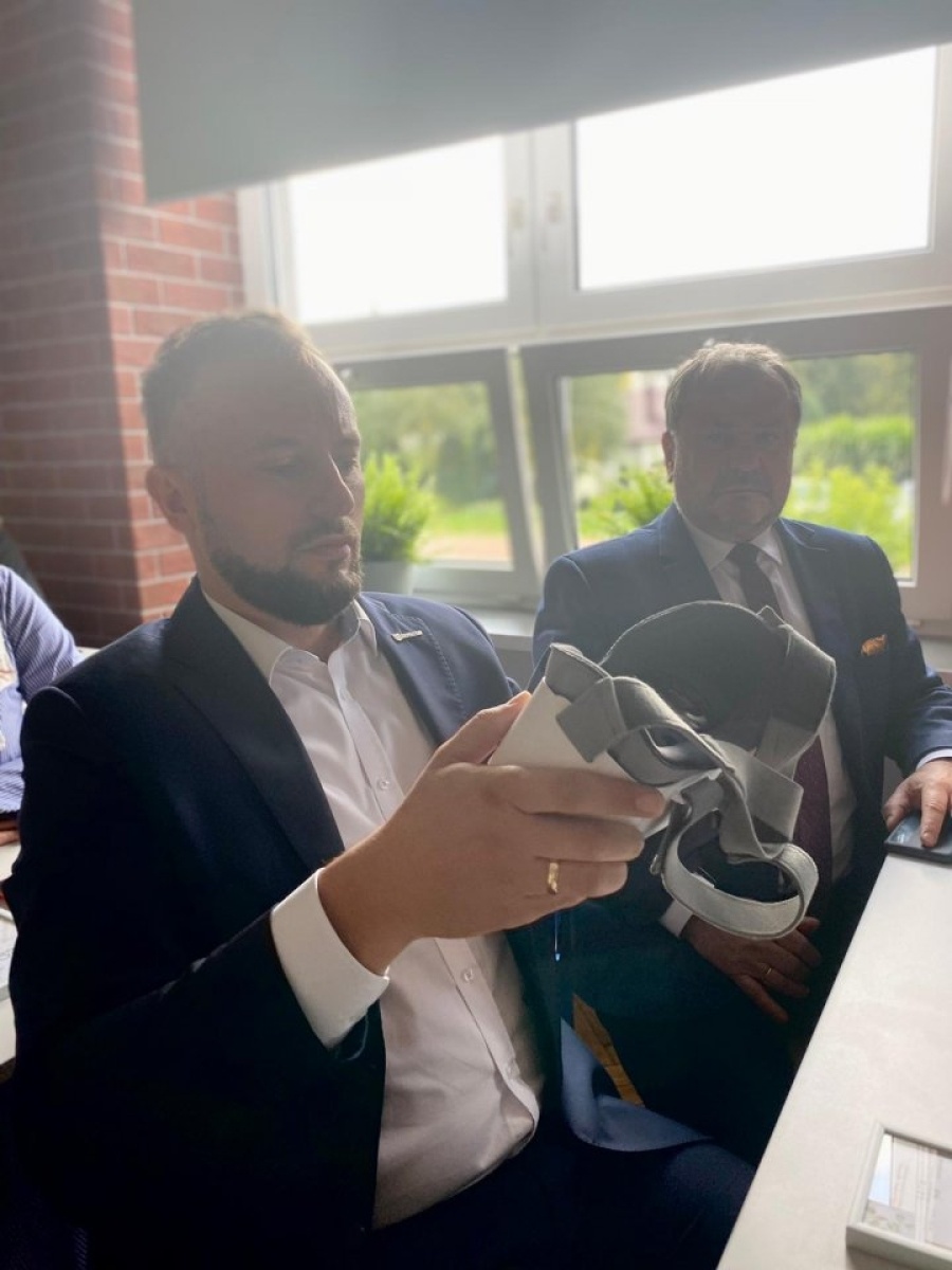 Zdjęcie w galerii na portalu naszwodzislaw.com: W Rydułtowach otwarto zieloną pracownię wiadomości z regionu