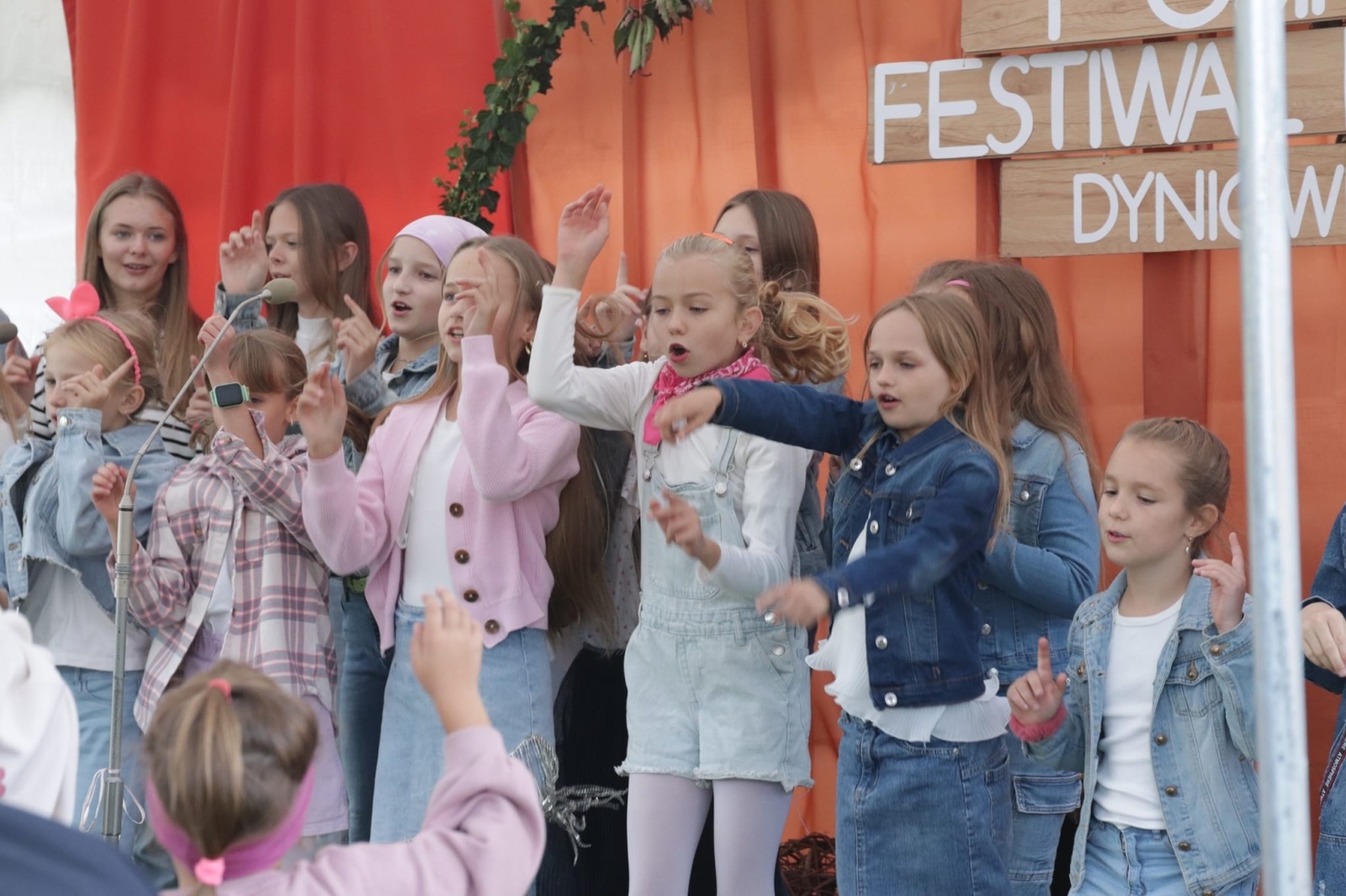 Zdjęcie w galerii na portalu naszwodzislaw.com: Festiwal Dyniowe Love w Osinach [FOTO] wiadomości z regionu