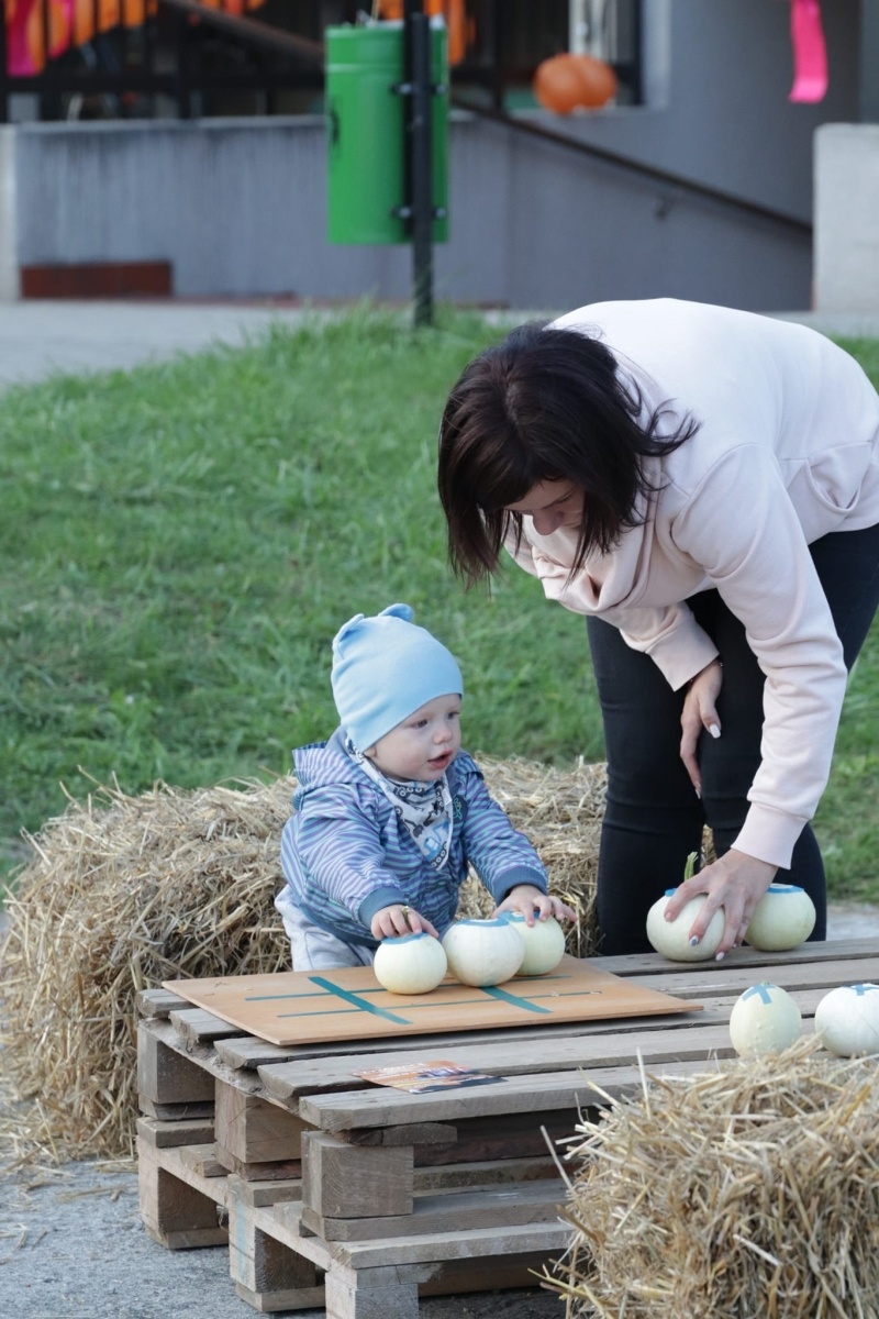 Zdjęcie w galerii na portalu naszwodzislaw.com: Festiwal Dyniowe Love w Osinach [FOTO] wiadomości z regionu