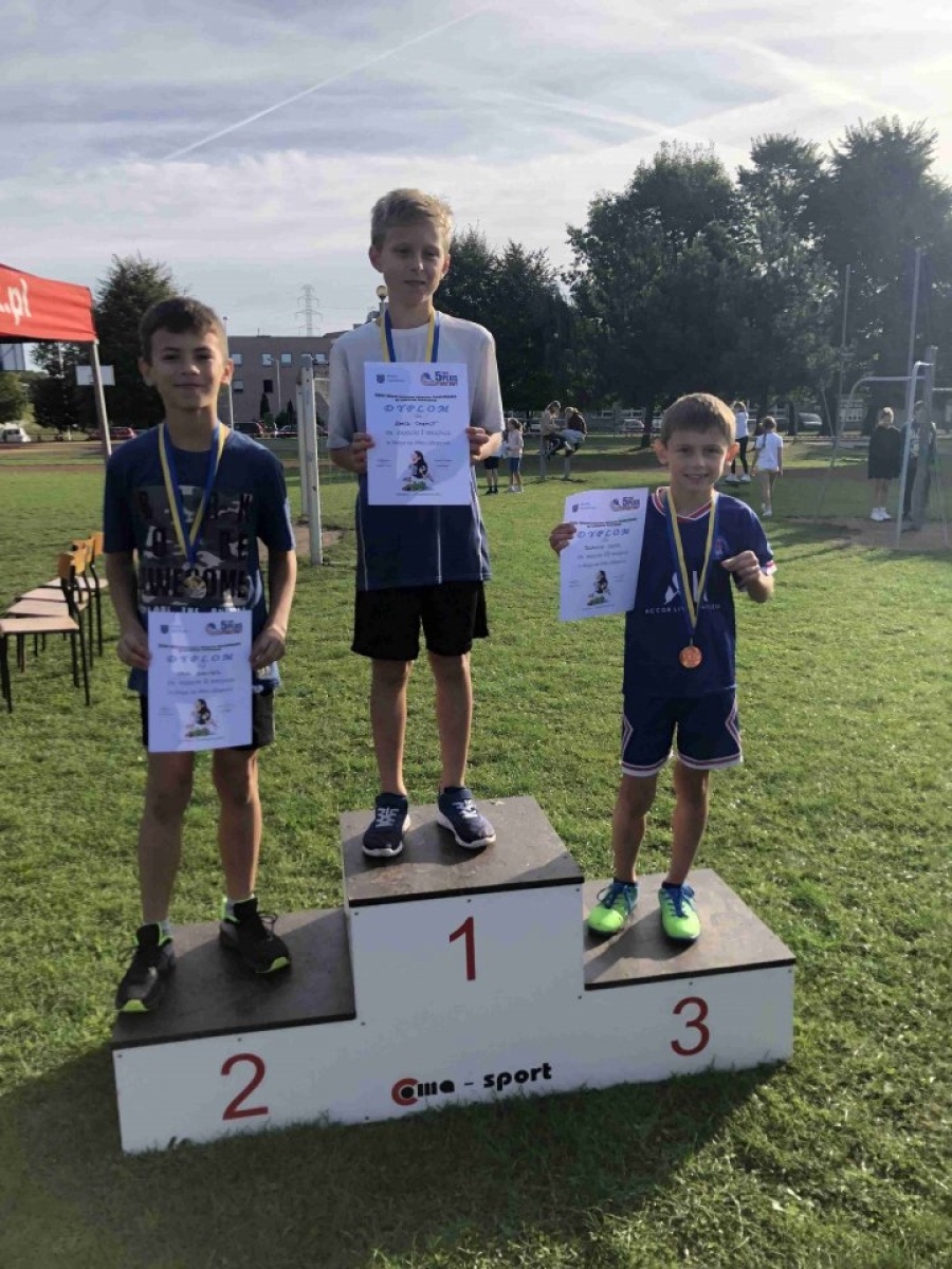 Zdjęcie w galerii na portalu naszwodzislaw.com: Rydułtowy. Mistrzostwa szkół podstawowych w lekkoatletyce wiadomości z regionu