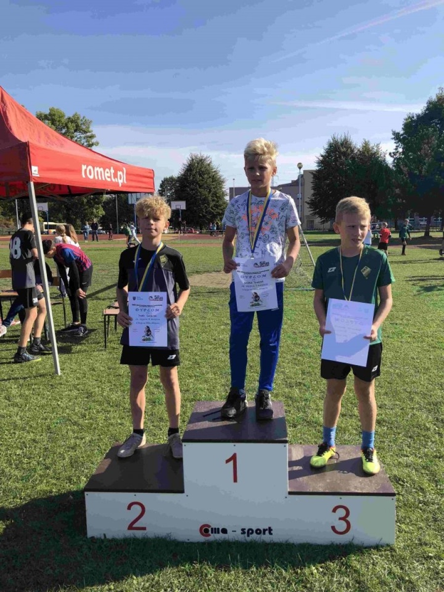 Zdjęcie w galerii na portalu naszwodzislaw.com: Rydułtowy. Mistrzostwa szkół podstawowych w lekkoatletyce wiadomości z regionu