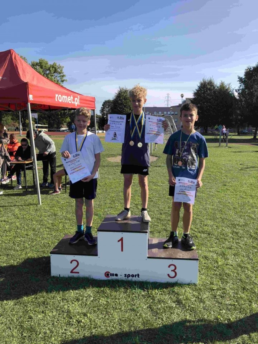 Zdjęcie w galerii na portalu naszwodzislaw.com: Rydułtowy. Mistrzostwa szkół podstawowych w lekkoatletyce wiadomości z regionu
