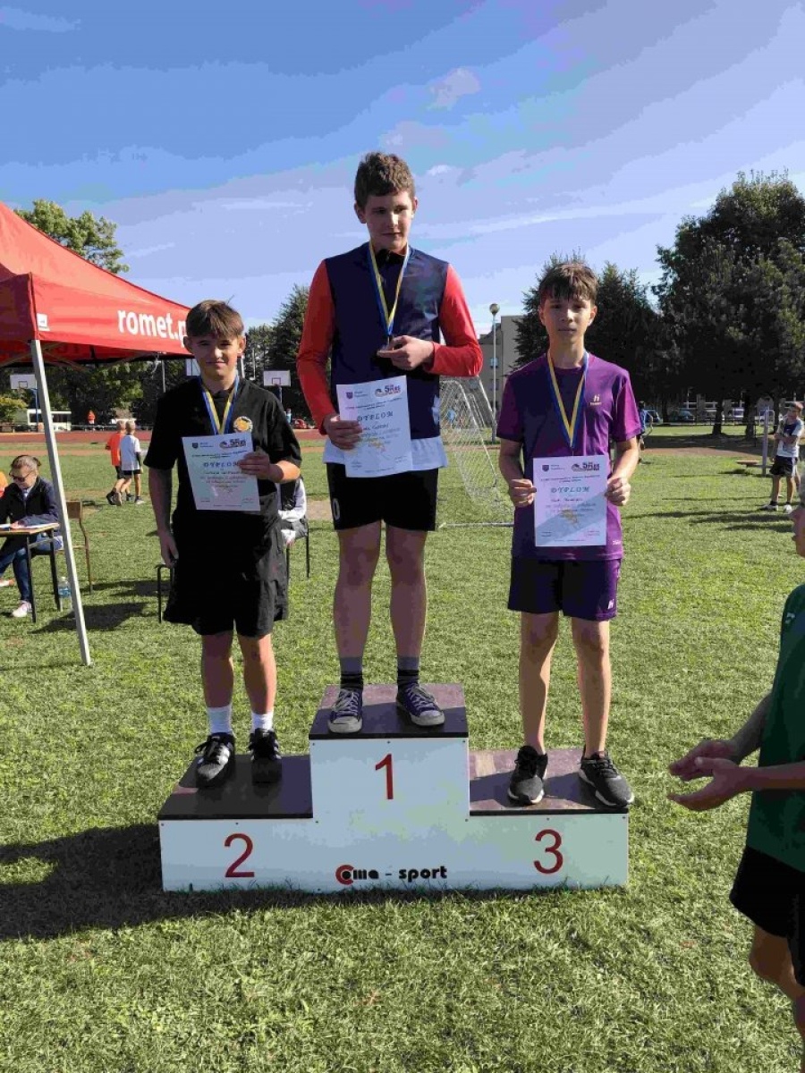 Zdjęcie w galerii na portalu naszwodzislaw.com: Rydułtowy. Mistrzostwa szkół podstawowych w lekkoatletyce wiadomości z regionu