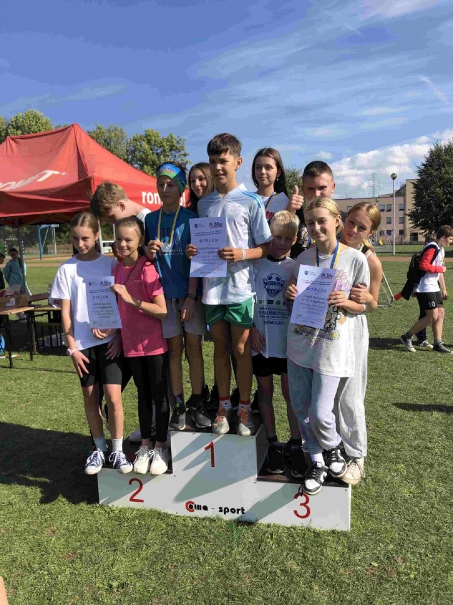 Zdjęcie w galerii na portalu naszwodzislaw.com: Rydułtowy. Mistrzostwa szkół podstawowych w lekkoatletyce wiadomości z regionu
