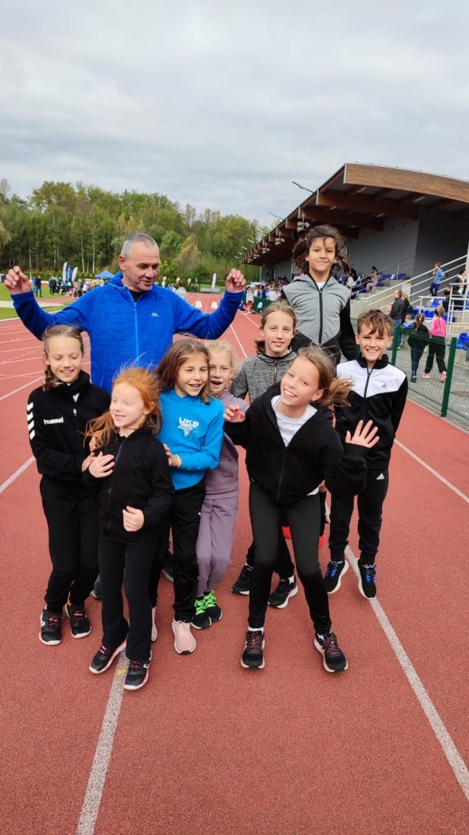 Zdjęcie w galerii na portalu naszwodzislaw.com: UKS Diament Godów zakończył sezon lekkoatletyczny wiadomości z regionu